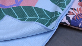 Szybkoschnący ręcznik plażowy waflowy